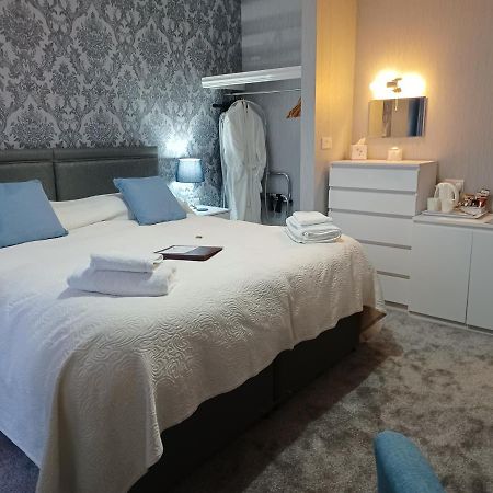 Palm Court Bed and Breakfast Γουέιμουθ Εξωτερικό φωτογραφία